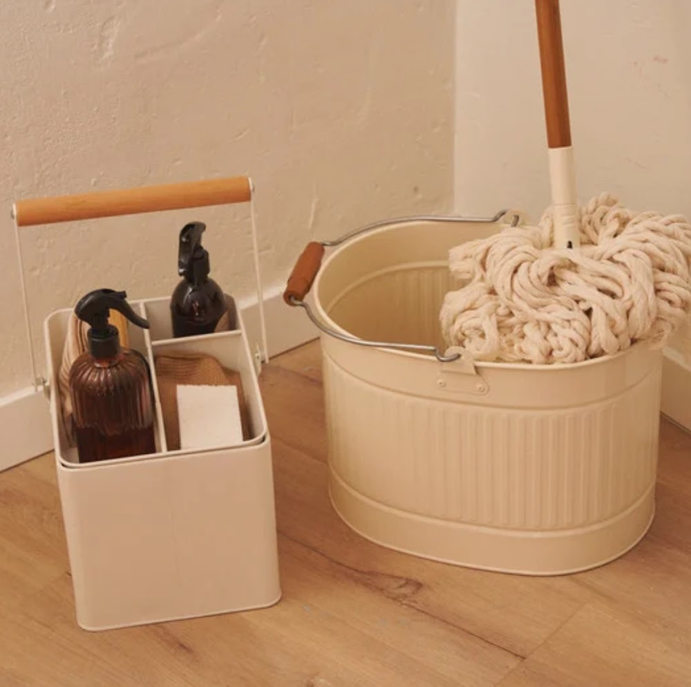 Palo Santo Cleaning Service