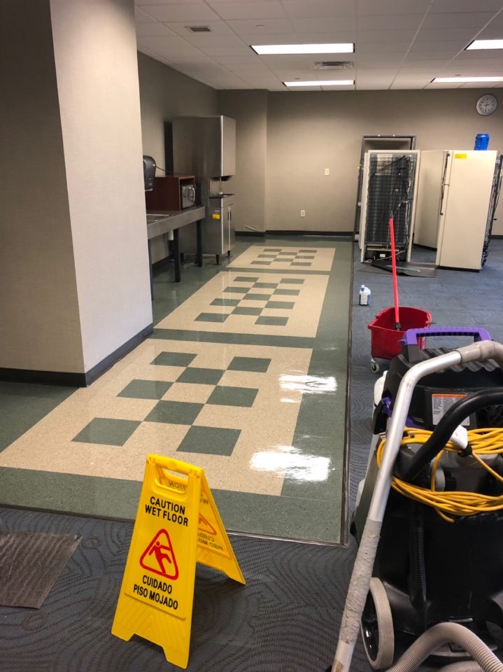 Sandlapper Cleaning & Services
