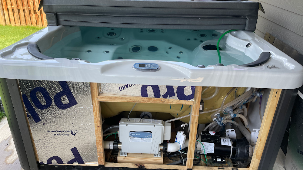HOT TUBS UNLIMITED
