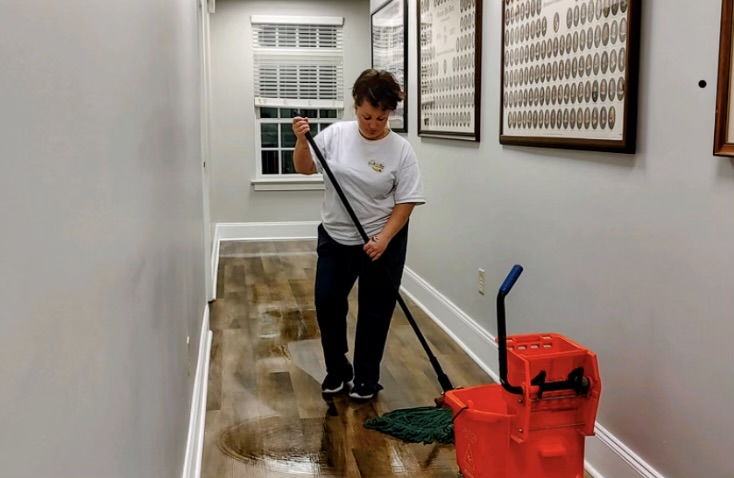 Sparkle and Shine Cleaning Company